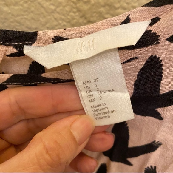H&M Pink Bird Long Sleeve Top Size 2 - Picture 5 of 10